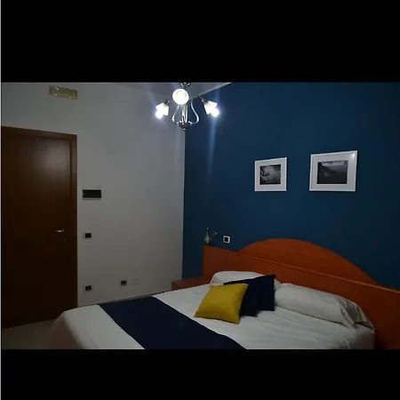 Ristorante San Tommaso מלון 3*